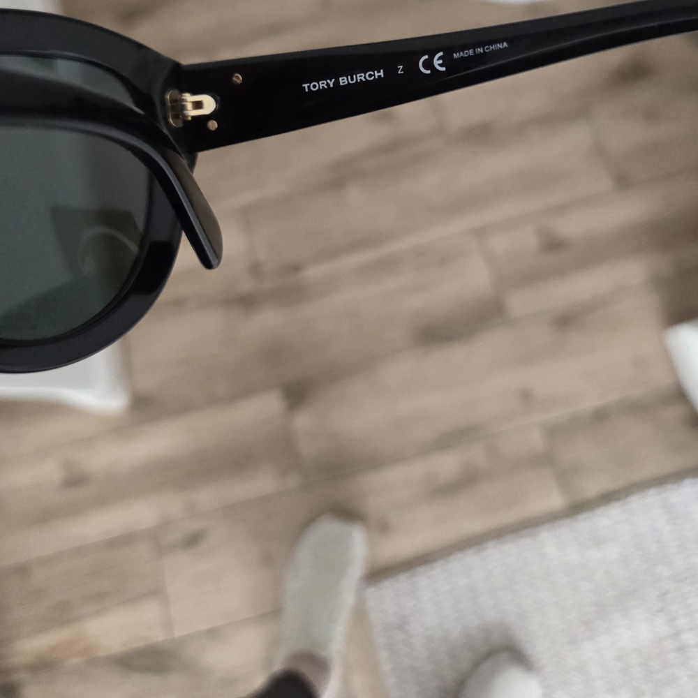 Tory Burch Cateye Classic Black Sunglasses - Picture 5 of 6